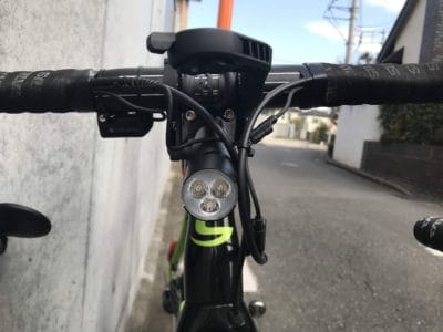 ステム下にマウント